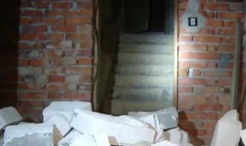 Незаконно прокопани тунели в центъра на голям български град