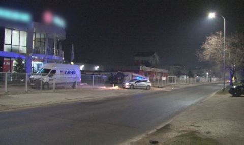 Полицията задържа водача, блъснал се в шоурум и сервиз за автомобили