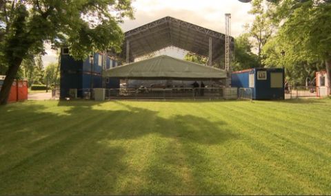 Граждани искат театър да бъде преместен на друго място