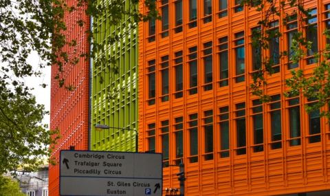 Технологичен гигант купува уникална сграда