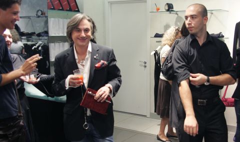 Денди получавал ежедневни заплахи