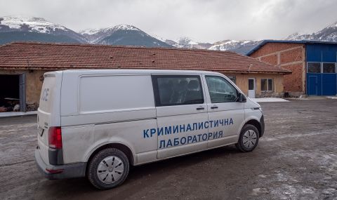Открити са следи от кръв по дрехите и маратонките на задържаните за убийството в село Антон