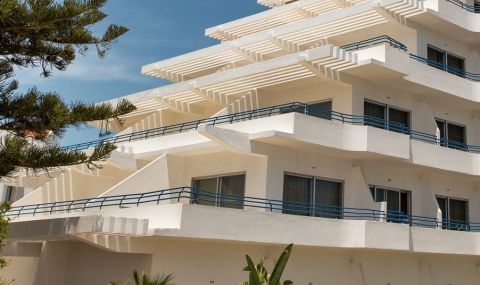 Продажбите с нов рекорд за втори пореден месец