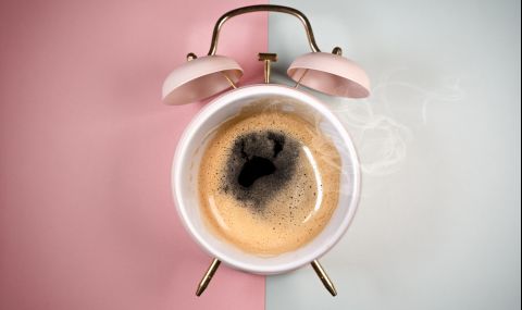 Защо ни боли глава, ако пропуснем сутрешното кафе?