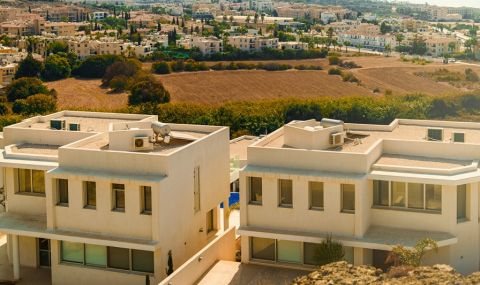 Чужденците поддържат този имотен пазар