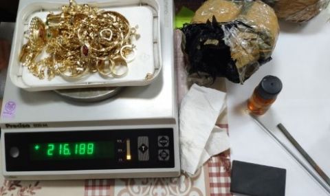 Хванаха на 4,5 кг злато при две митнически проверки