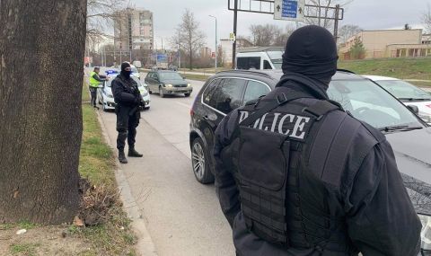 Известен контрабандист е арестуван за чувалите с пари и злато в Сливен