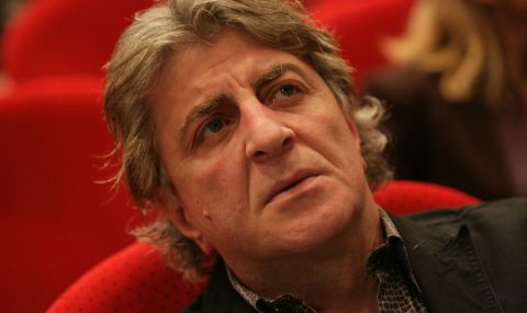 Морфов отново е главен режисьор в Народния театър