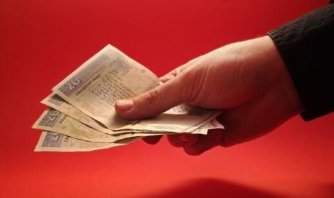 Син на пловдивски транспортен бос предложи подкуп на полицаи