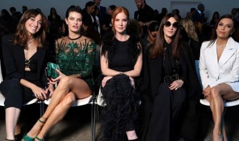 С рокля на Ели Сааб ще излезе пред българската публика звездата Камий Тома