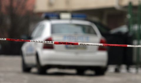 Поне четирима са участвали в обира на инкасо автомобила