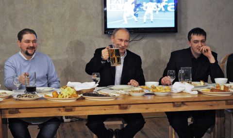 Путин мобилизира футболни хулигани за войната в Украйна