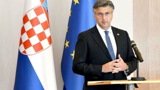 И управляващите, и опозицията в Хърватия твърдят, че водят преговори за мнозинство