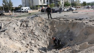 Дипломацията във войната между Израел и Иран е в застой, ударите продължават