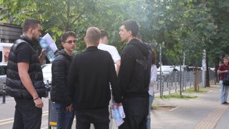 Сърница изпревари столичния „елит“: Резултатите на матурата по български