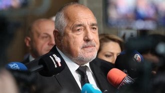 Борисов: Радев да спре да ползва президентството като частна авиокомпания