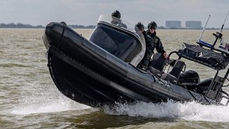 В лондонско пристанище е задържана рекордна пратка кокаин – 2.4 тона за 132 млн. долара