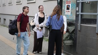 Държавата засилва битката срещу отпадането на ученици от системата