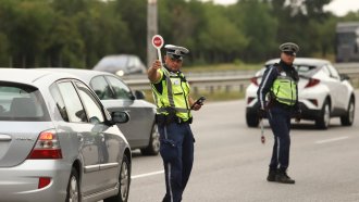 МВР започва операция срещу шофирането в аварийните ленти