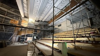 Остават 29 дни. Ще приключи ли навреме ремонтът на театър „София“