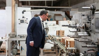 Най-голямата нелегална фабрика за цигари  у нас е била скрита в бункер