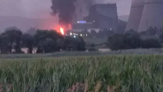 Голям пожар в ТЕЦ „Бобов дол“. Огънят вече е овладян (Обновена)