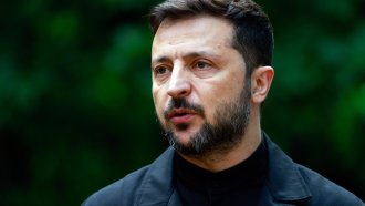 Зеленски даде заден ход: връща независимост на службите за борба с корупцията