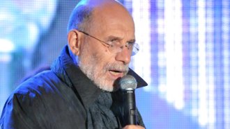 Писател „помагач на тероризма“: Русия осъди Борис Акунин на 14 г. затвор