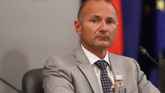 Разследващите пускат слухове за открити големи суми при акцията за „Боташ“