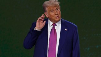 Американското министерство на правосъдието уволни още девет служители, разследвали Тръмп