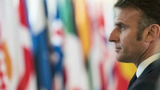 Макрон призова Путин към незабавно спиране на огъня в Украйна в първия им телефонен разговор от 2022 г. (Обновена)