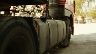 Забрана за тирове в седем области от събота до вторник заради жегата