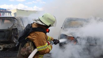 Броят на ранените при руска бомбардировка по центъра на Харков достигна 37