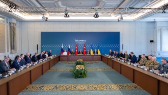 Русия и Украйна се споразумяха да разменят по 1200 военнопленници (Обновена)