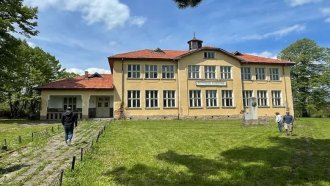 „Положителен пример“: „Шарена фабрика“ купи имот от списъка „Желязков“