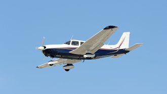 Румънски частен самолет кацнал аварийно край плевенско село