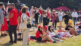 От Бузлуджа: БСП може да излъчи Илияна Йотова за кандидат-президент (обновена)