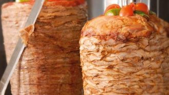 ЕС вероятно ще отхвърли искането на Турция за защитен статут на дюнер кебапа