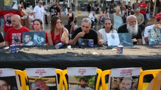 Израелски ученици започнаха стачка с искане за освобождаване на заложниците и за мирно споразумение