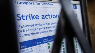 Стачка в лондонското метро причини неудобство на хиляди пътници