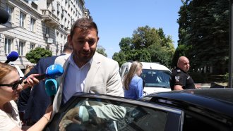 Зам.-кметът на София Никола Барбутов остава в ареста