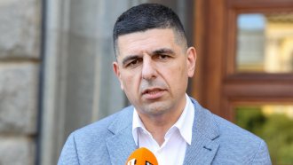 Ивайло Мирчев: Желязков е формален премиер; Пеевски не иска предсрочни избори, защото има да се харчат милиарди