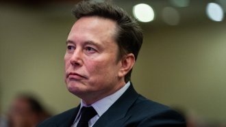 Tesla предлага да награди Илон Мъск с 1 трилион долара през следващите 10 години, но срещу значителни продажби