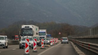 Традиционен блокаж при влизането в „Хемус“ от София