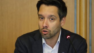 „Заради МТК Гроуп“. В антикорупционната комисия е имало сигнал срещу Борис Бонев