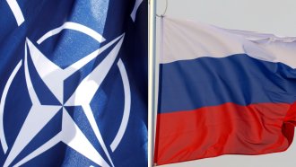 Какво представляват член 4 и член 5 от Договора за НАТО и може ли войната в Украйна да задейства задълженията на алианса