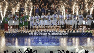 България завоюва сребърните медали от световното по волейбол (снимки)