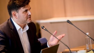 Време ли е за замразяване на заплатите в публичния сектор?