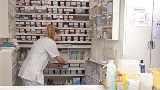 МЗ финализира електронния търг за лекарства за 2.5 млрд. лева