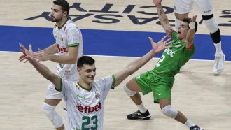 България се изправя срещу Италия на финала на световното по волейбол